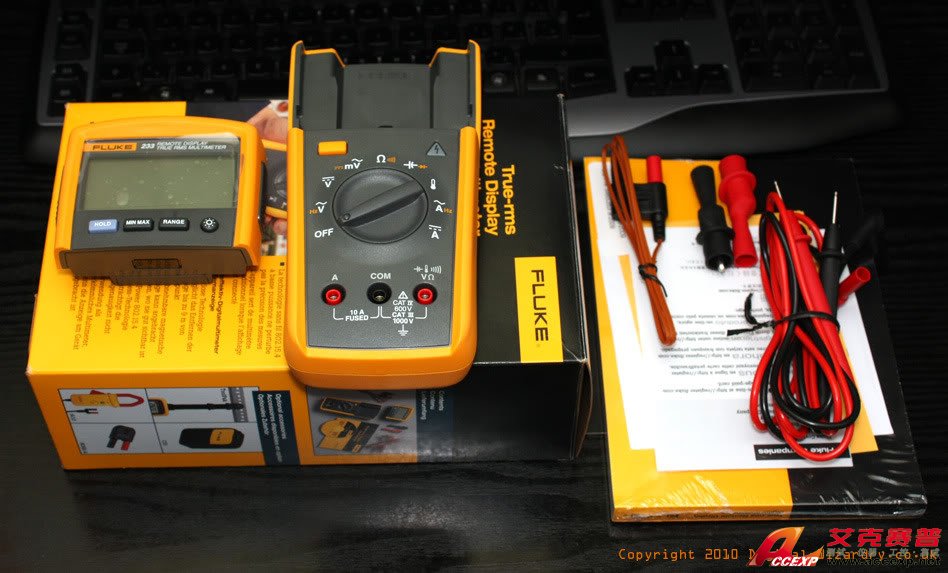 Fluke 233 数字万用表(真有效值、远程控制、显示分离)图片